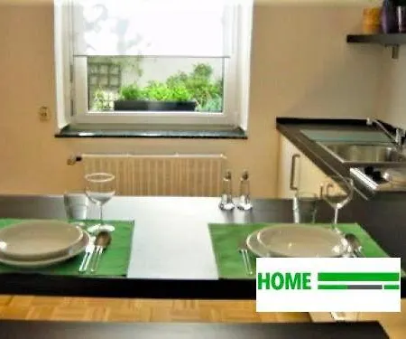 Appartement E - Quiet Business One Bedroom For 3 Guests